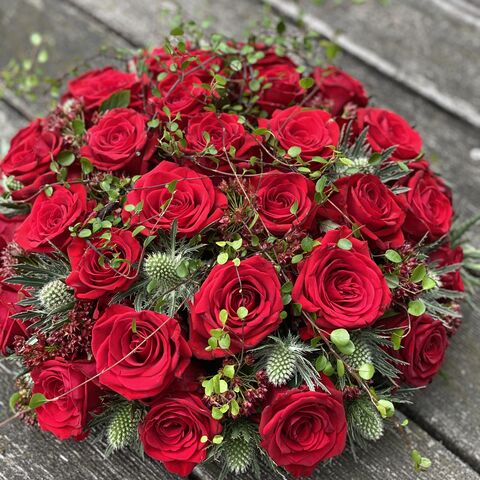 Rode rozen bloemstuk meulebeke webshop